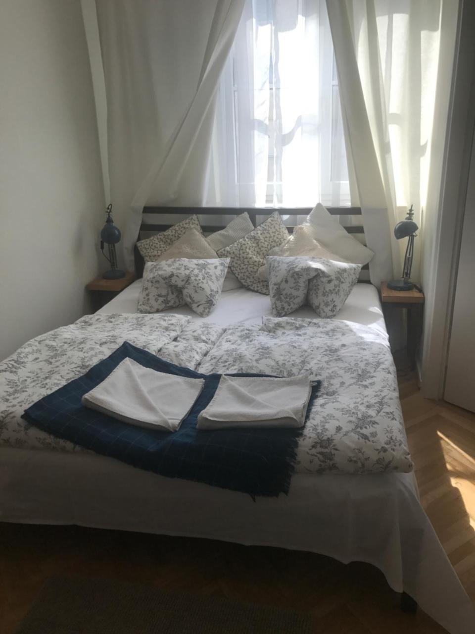 Apartamento Stare Miasto Miodowa 26 Varsovia Exterior foto